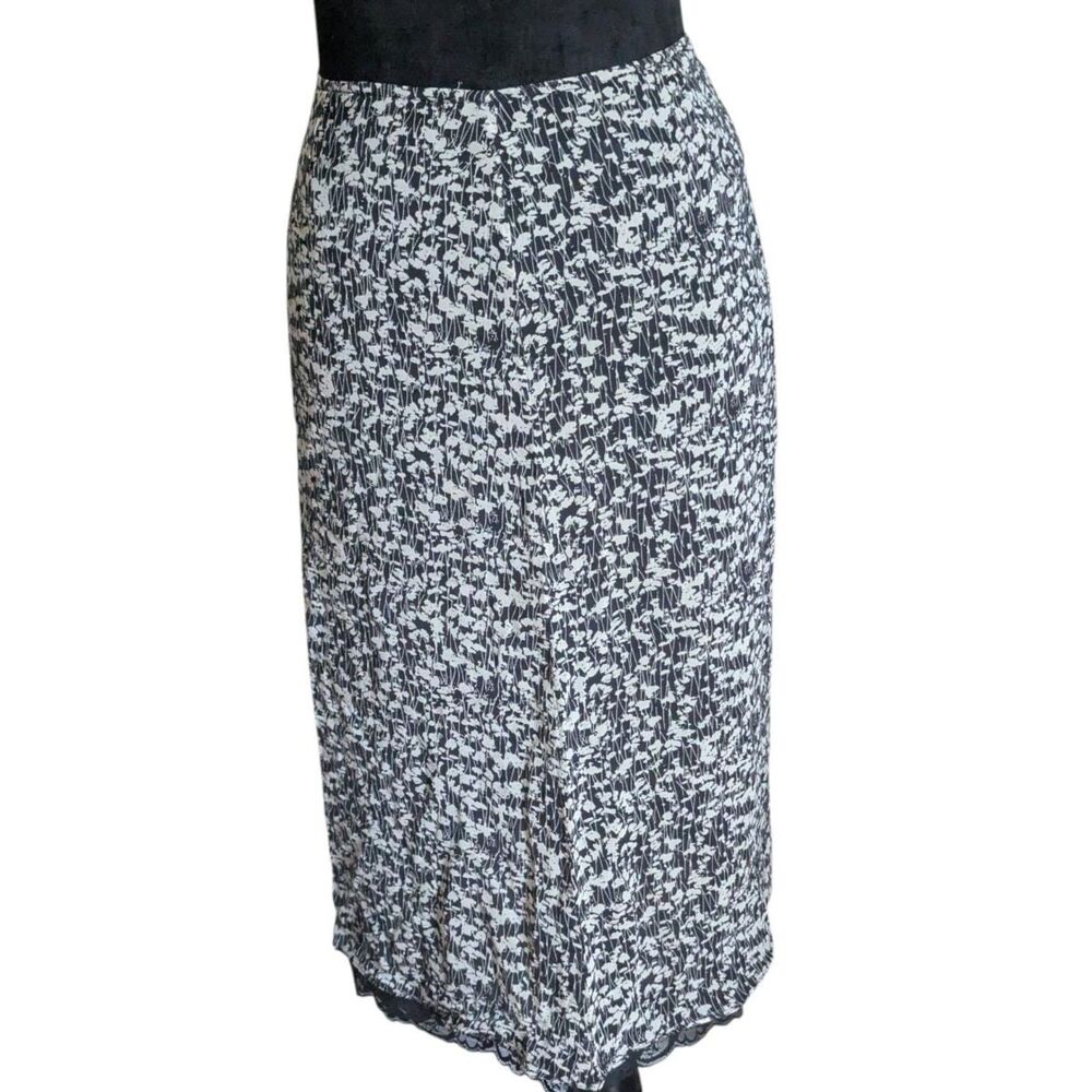 Nygard Collection Y2K 100% Silk Black & Cream Floral Skirt Size 12 Lace Trim